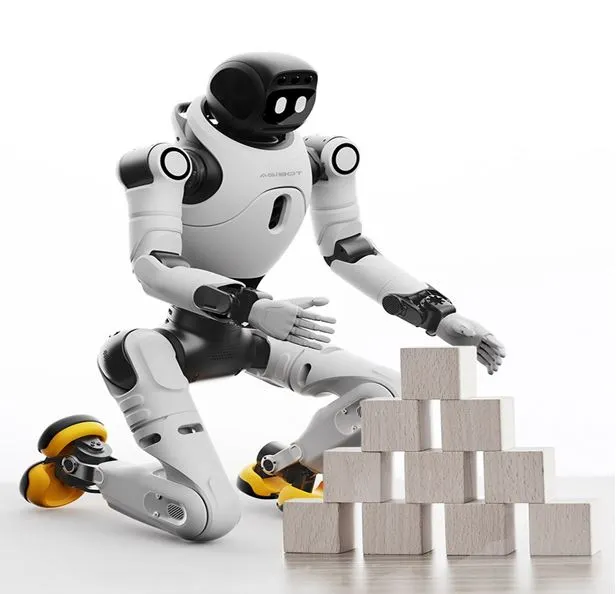 Робот-гуманоид Agibot Lingxi X2 Ultra